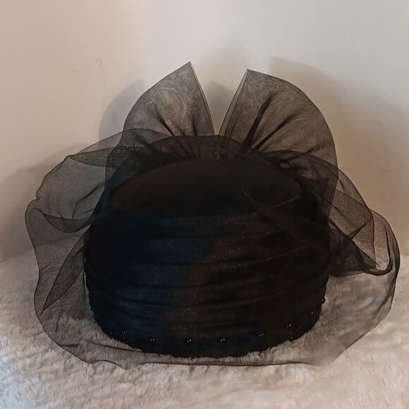 Mr Hi's Classic Beaded Pill Box Hat - Picture 1 of 7